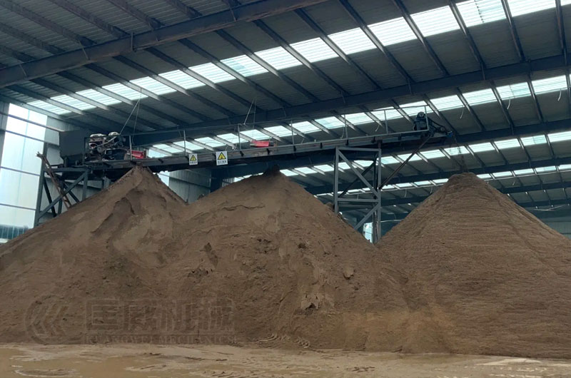 砂石料厂制砂机用哪种设备